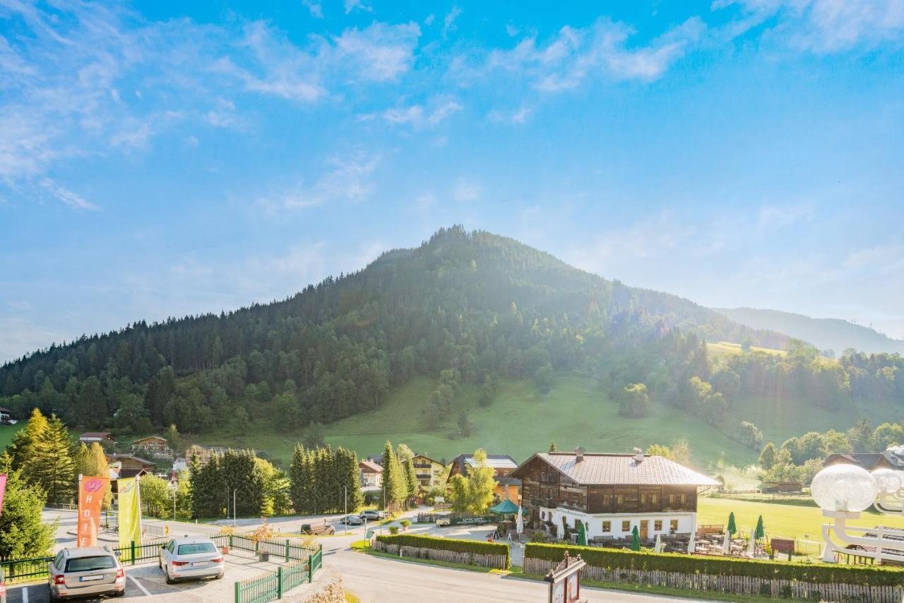 Hotel Vitaler Landauerhof Schladming Exterior photo